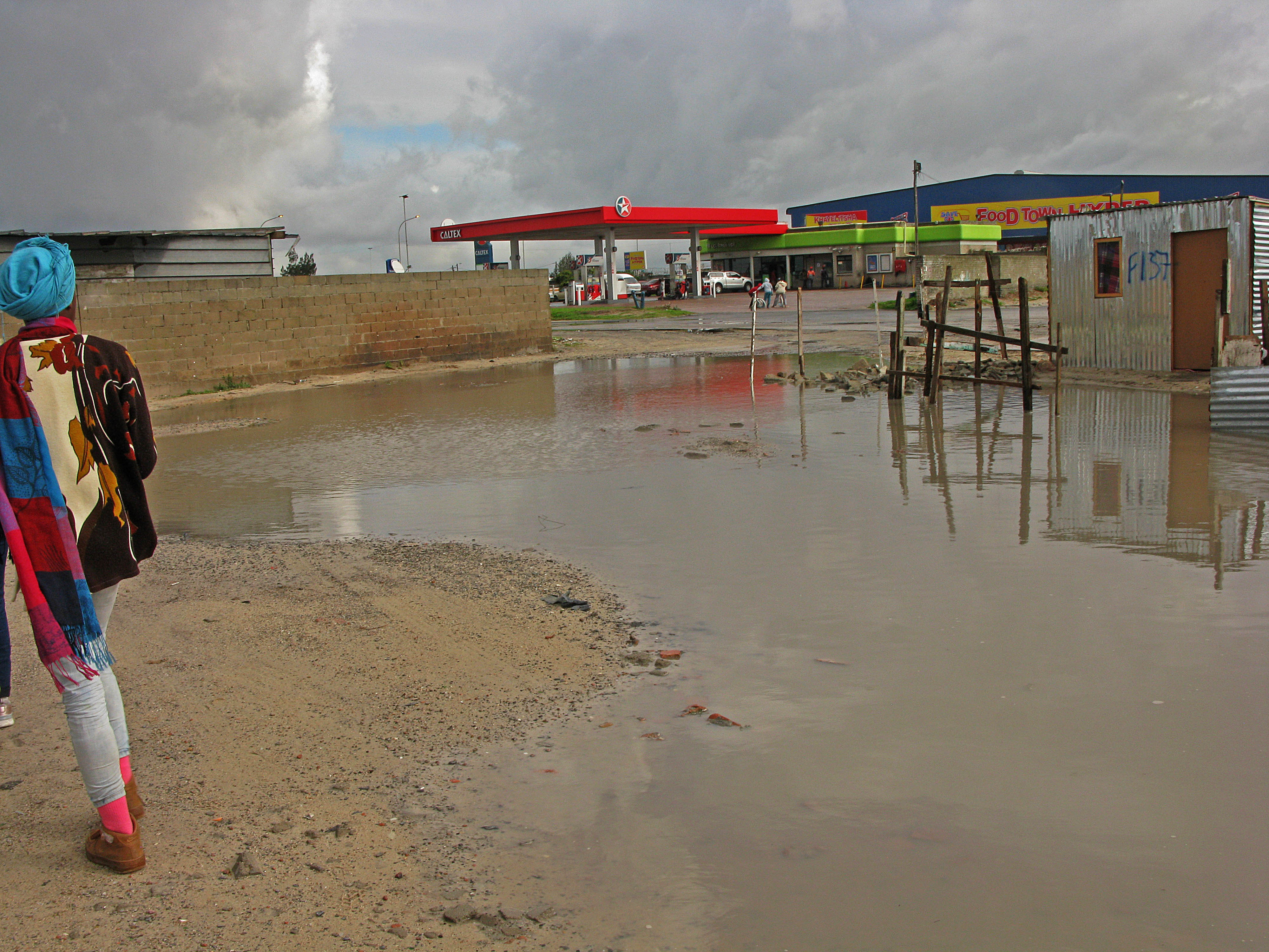 shacks-flooded-after-week-of-cape-rains-groundup